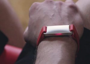 AURA Band Fitness Tracker Returns To Kickstarter