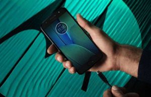 Moto E5 Plus