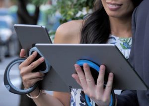 Handle Plus tablet grip hits Kickstarter
