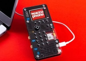 MAKERphone DIY mobile phone