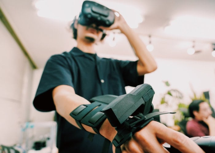 Exiii EXOS Wrist DK2