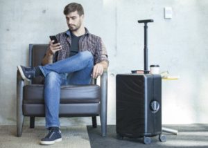 Rover Speed AI robotic suitcase