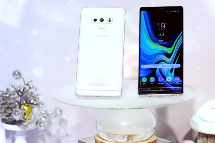 Snow White Samsung Galaxy Note 9