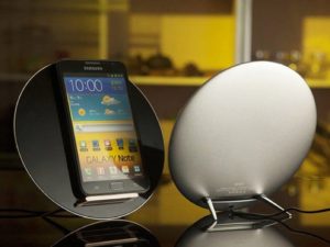 Moon W7 Qi Wireless Charger