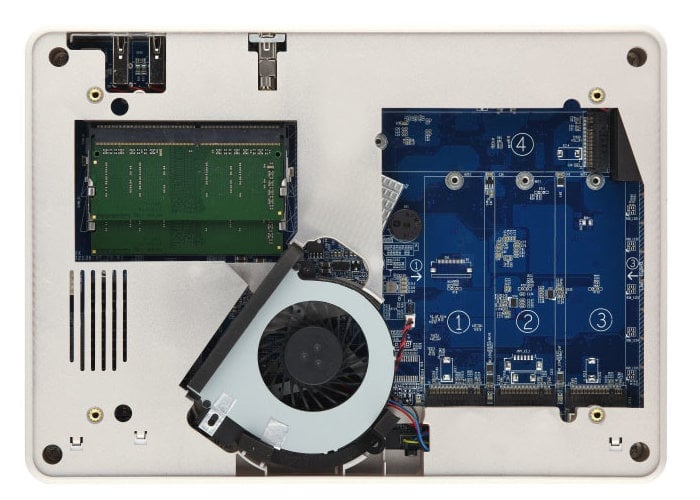 QNAP TBS-453DX NAS Book