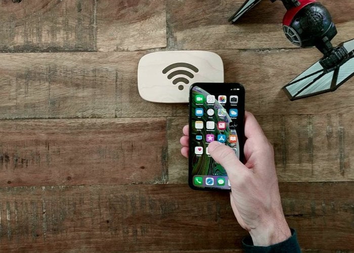 WiFi Porter lets visitors connect to your wireless network without a password