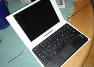 DIY Raspberry Pi laptop
