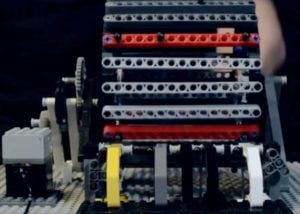LEGO project inspired by Leonardo Da Vinci’s Tamburo Meccanico