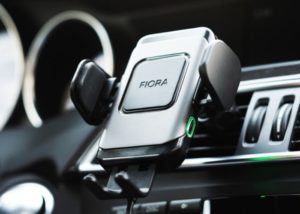 Fiora smartphone car charger