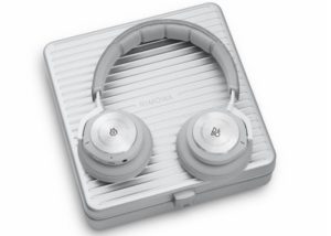 Limited edition B&O Beoplay H9i headphones