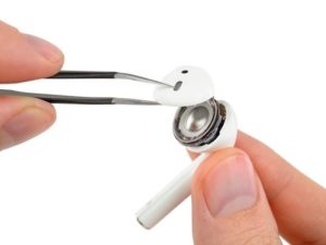 Apple AirPods 2