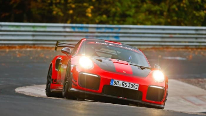 Porsche 911 GT2 RS MR