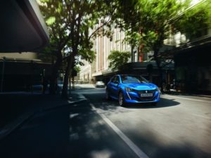 Peugeot E-208