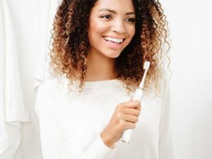 Elements Sonic Toothbrush with UV Sanitizing Charger Base