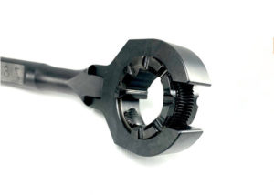 Unique 360 ratcheting flare nut wrench
