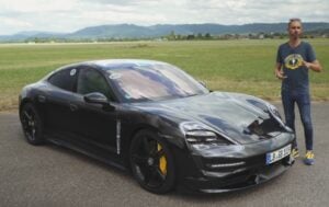 Porsche Taycan