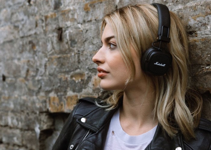Marshall Major III Voice headphones