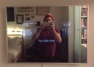 Raspberry Pi Smart Mirror