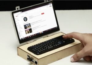 Raspberry Pi mini laptop project