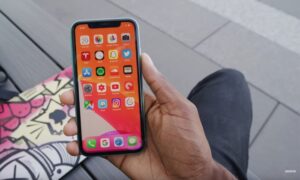 iPhone 11