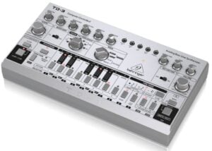 Behringer TD-3 analogue baseline synthesiser