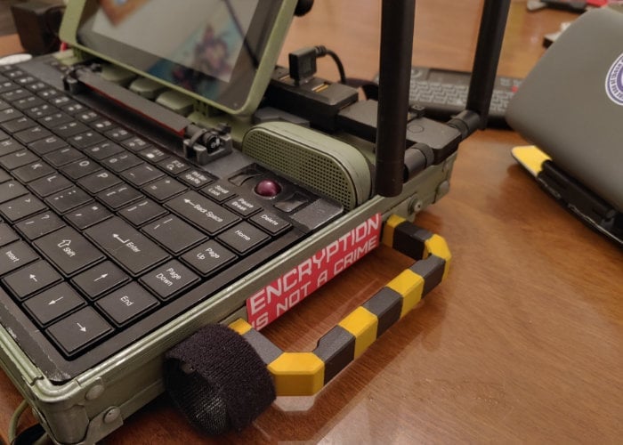 Raspberry Pi Cyberdeck