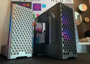 Apple chess grater PC case