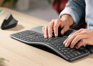 Logitech K860