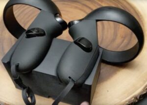 Oculus Quest controller charging station