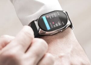 wearable blood-pressure-monitor