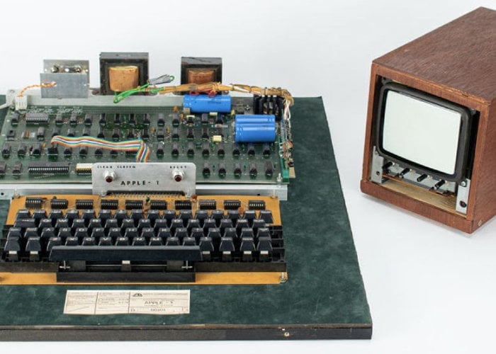 Apple 1 computer -1-16-03-2020