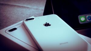 iPhone 9 Plus