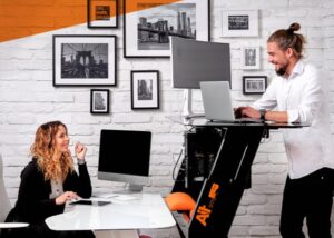 AiT smart height-adjusting standing desk