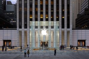 apple retail stores