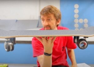 Skateboard built using $700 Apple Mac Pro wheels
