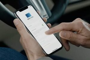 Apple CarKey