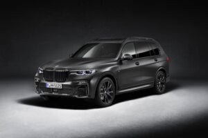 BMW X7 Dark Shadow Edition