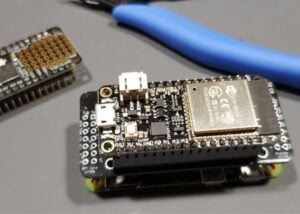 Raspberry Pi to Feather adapter board