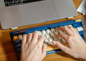 wireless mechanical keyboard
