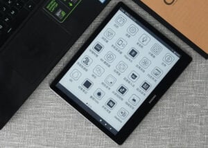 E Ink tablet