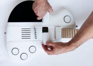 collapsible electric guitar