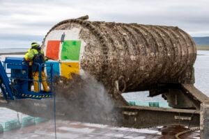 Microsoft underwater data center