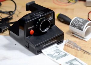 Raspberry Pi Polaroid camera