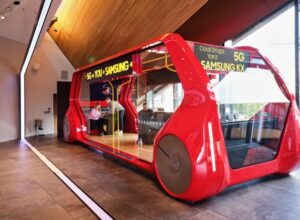 Samsung 5G Bus