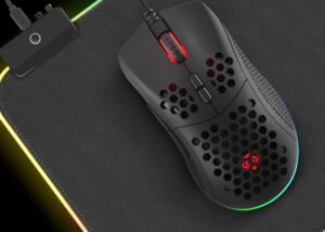 lightweight gaming mouse