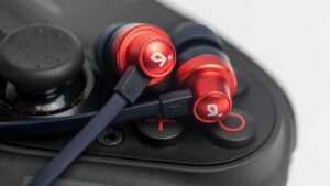 wired earbuds