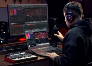 dual screen laptop