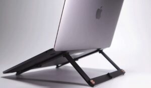 unfoled laptop stand