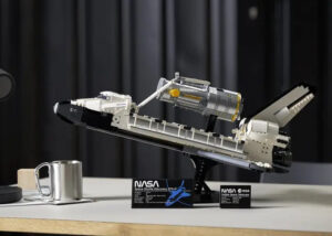 LEGO NASA Space Shuttle Discovery