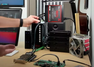 Raspberry Pi connected to 16 hard drives